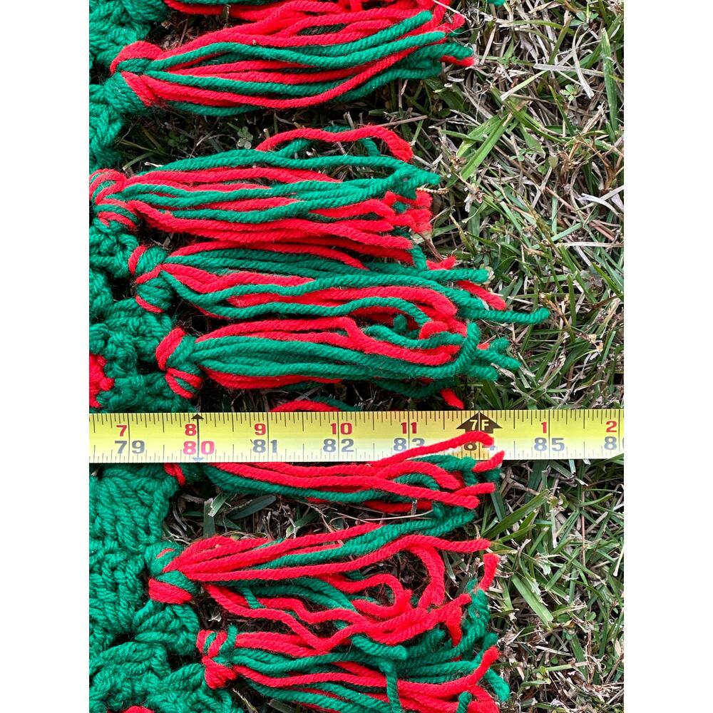Christmas Afghan 3D Flowers Handmade Granny
Square 43x84" Blanket Throw Vtg - Picture 12 of 15